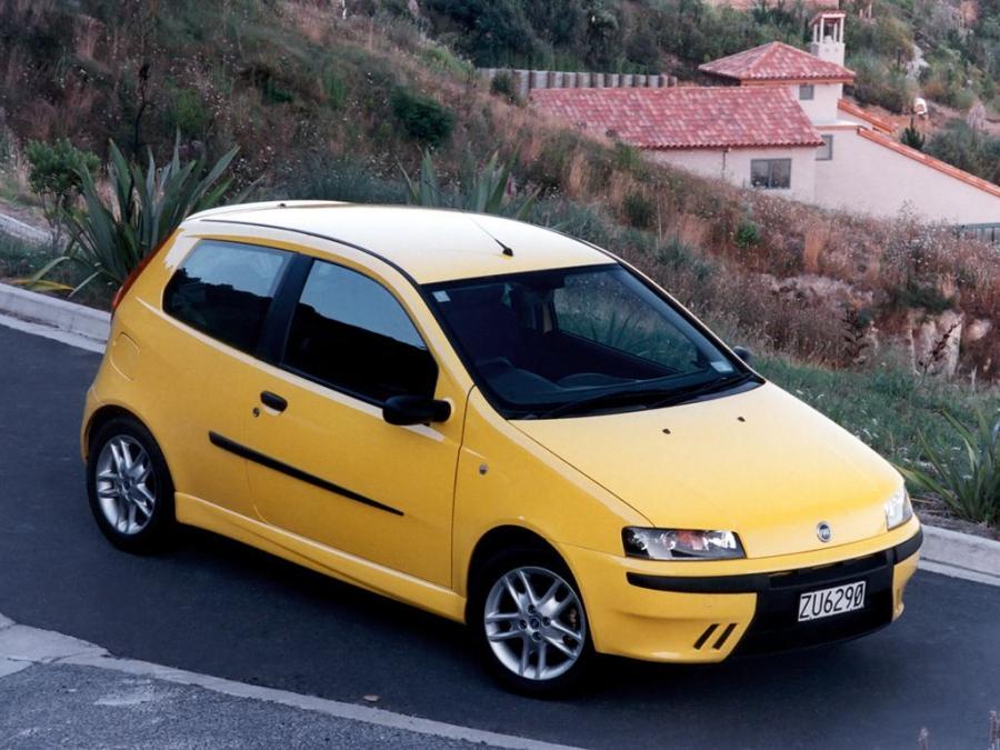  Fiat Punto Sporting (NZ) 2002 года  (фото 9 из 14)